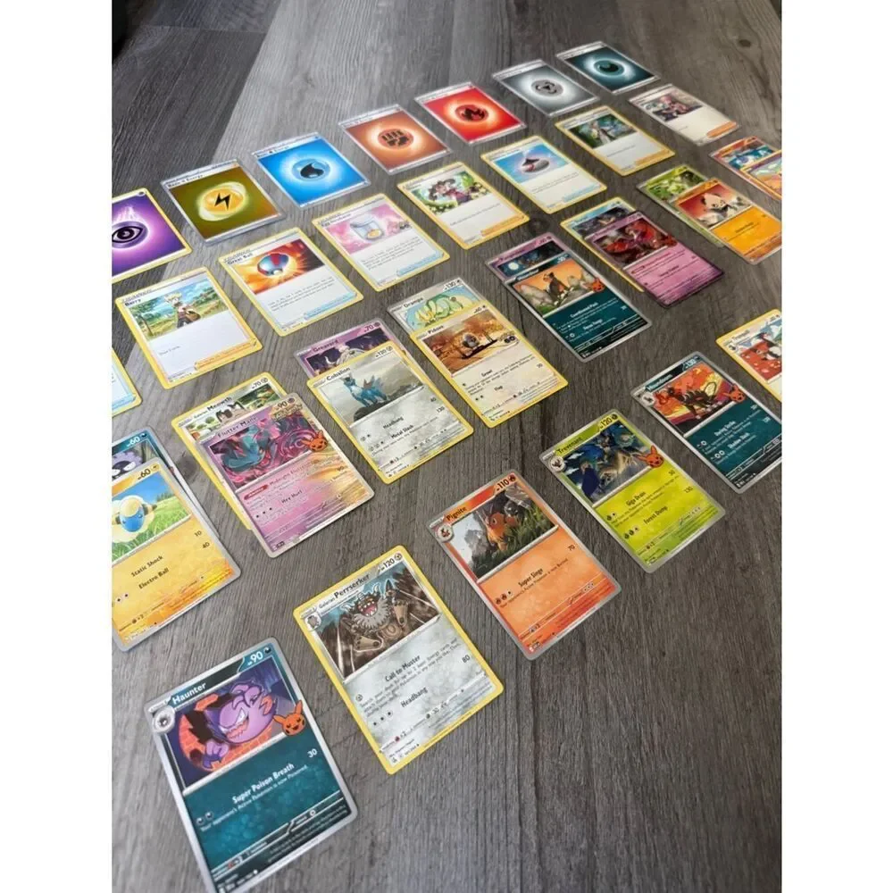 40 Pokémon Assorted Card Lot Stage 2 Stage 1 Basic Trainers
